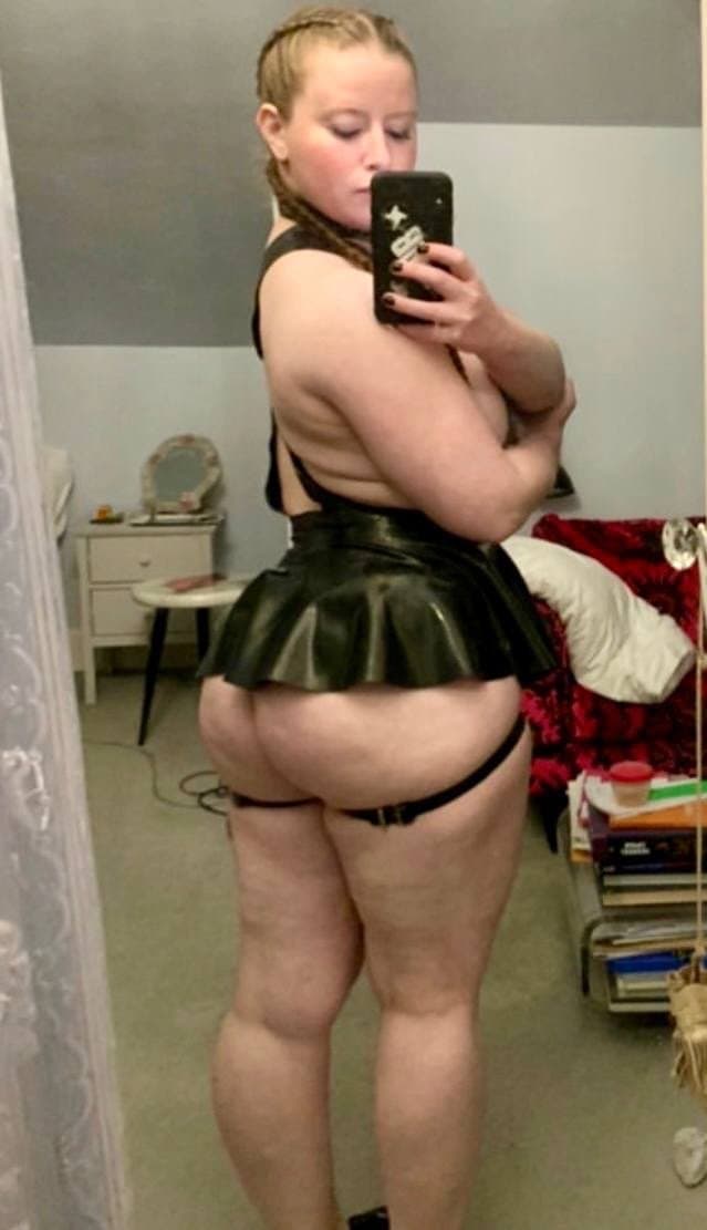 J3SS - Tag - UK massage therapist slag PAWG