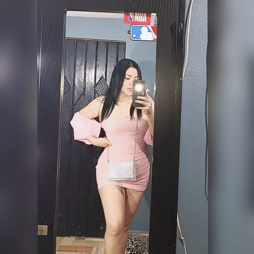 Liz Gonzales puta de Coahuila, mandenle mensaje coje por gusto le gusta por el culo
