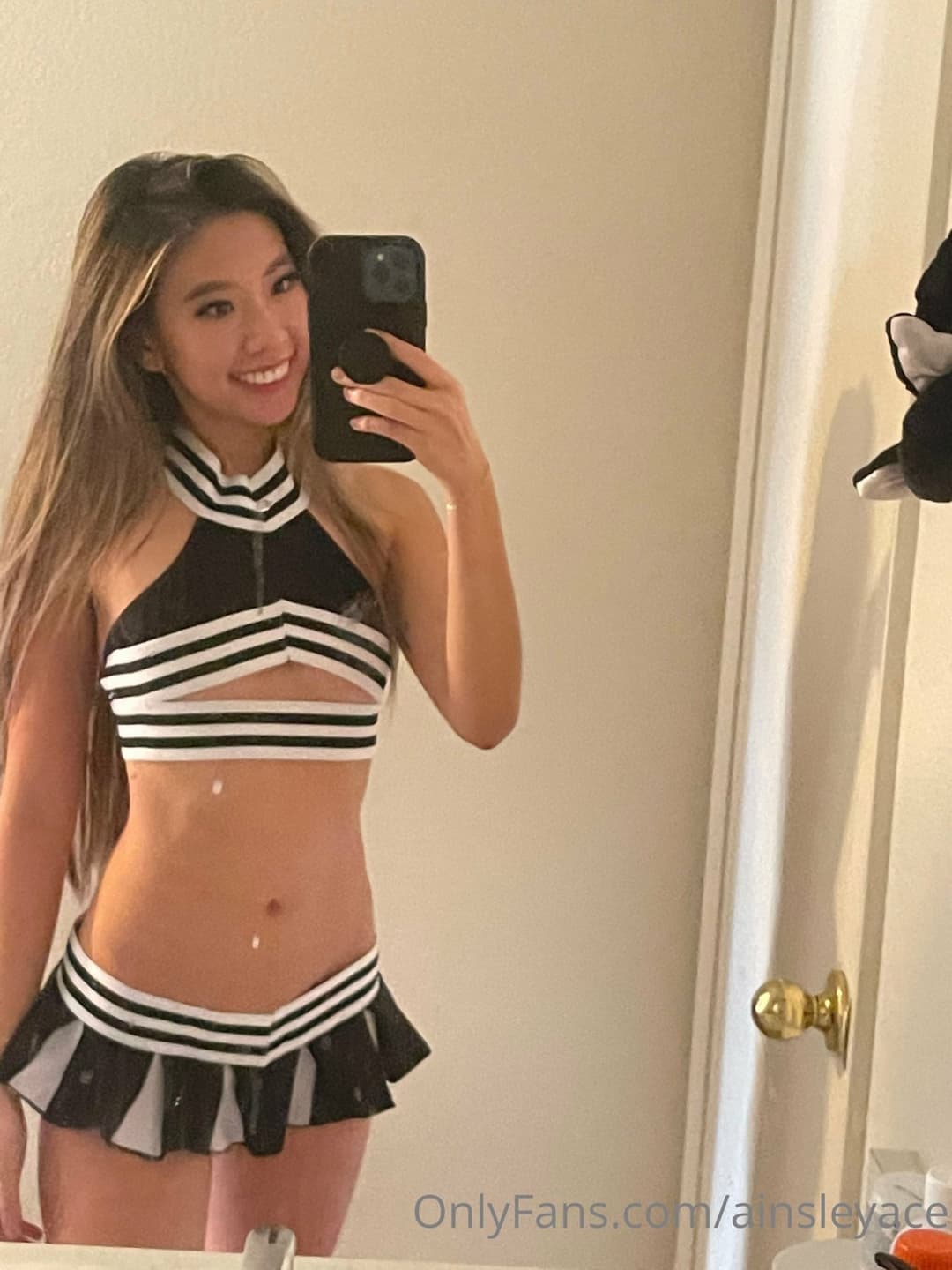 Click to view full size Ig model Asian sexy model