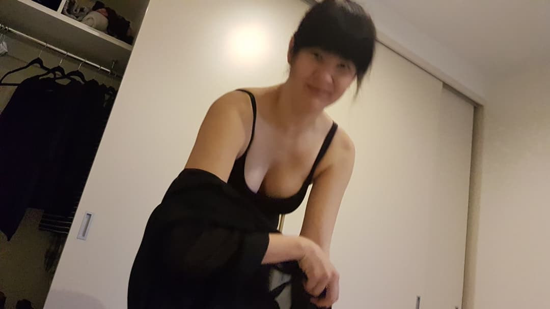 Lea Elvery - Aussie Asian Amateur Slut