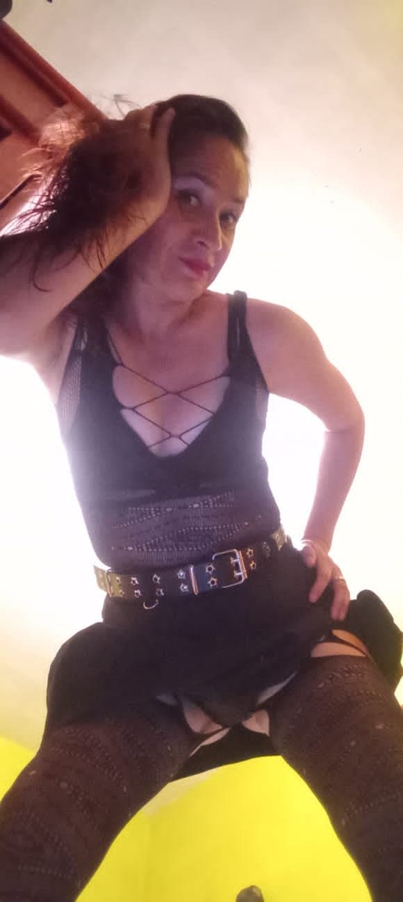 Click to view full size Ven amor y hazme tuya esta noche y todo el día...???