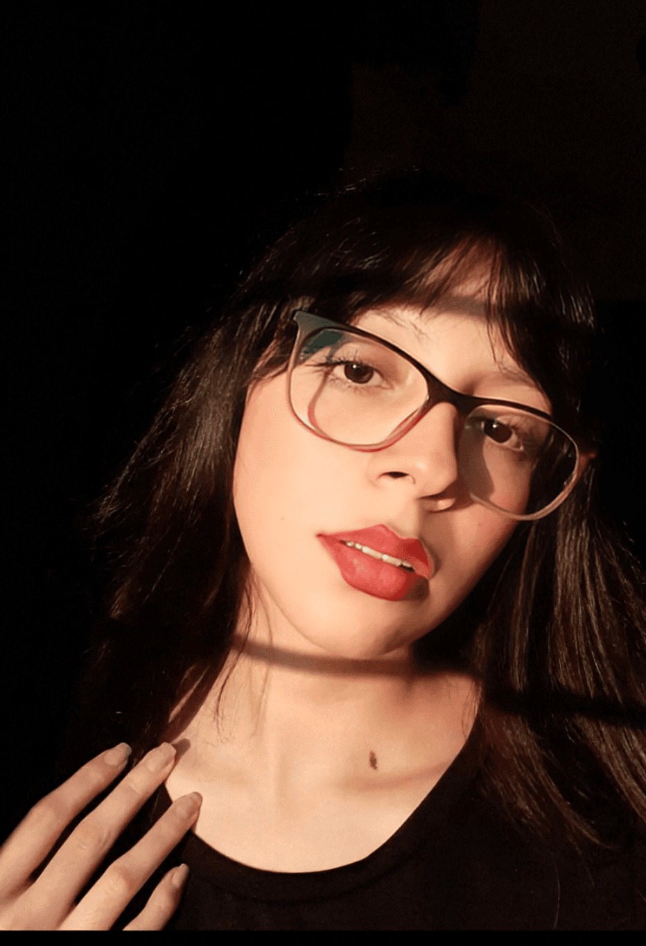 Miranda mi otra prima desde que le dije que me gustaba me deja tomarle fotos a su cola rosita