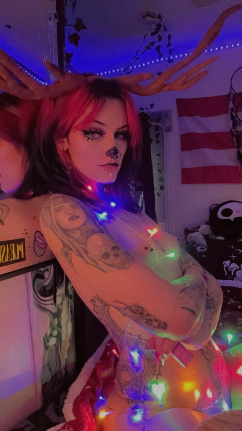 This Goth Chick is So Sexy