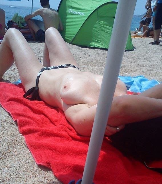 More of the leaked father cell phone. Now his mother and his father