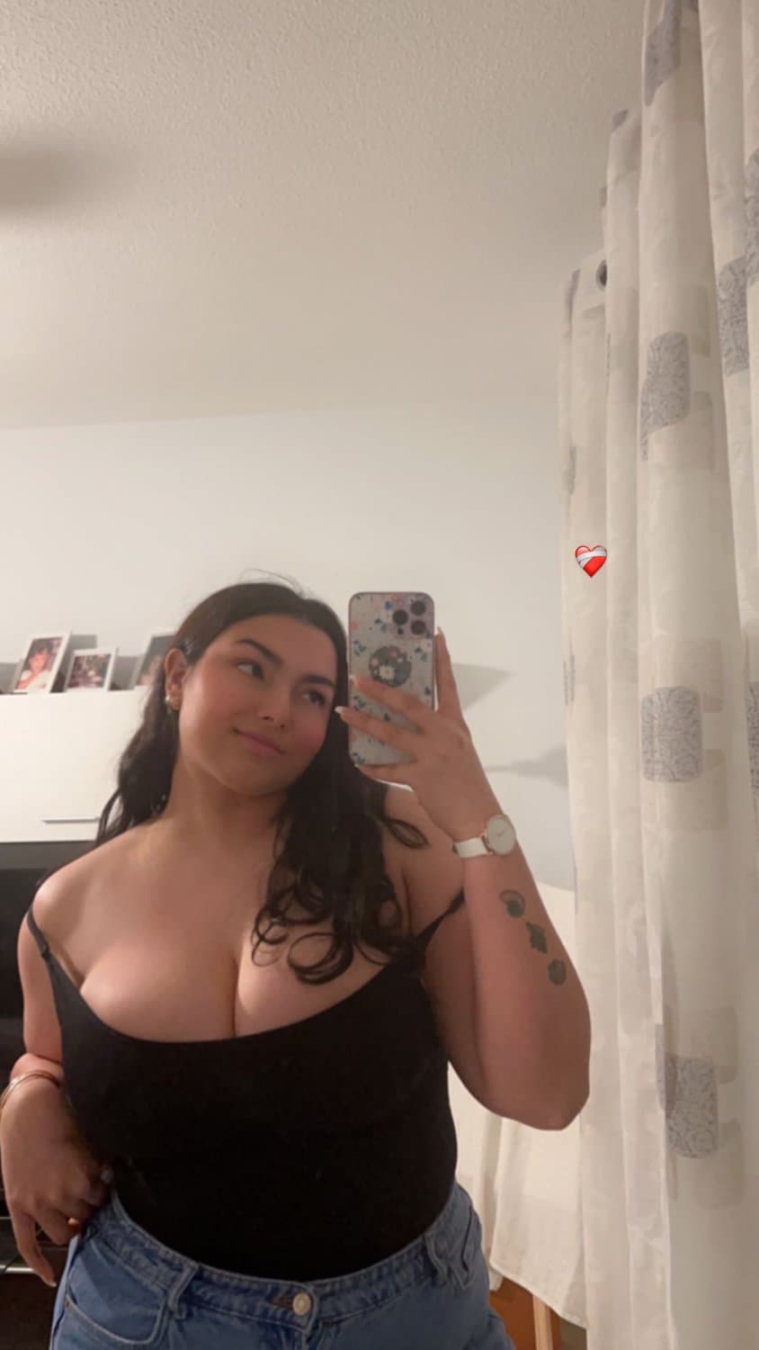 Spanish OF Beauty With GORGEOUS Natural Tits