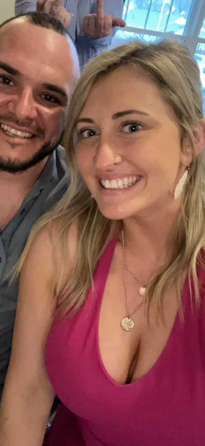 My sexy ass milf step sister. X: Johndoeg1y