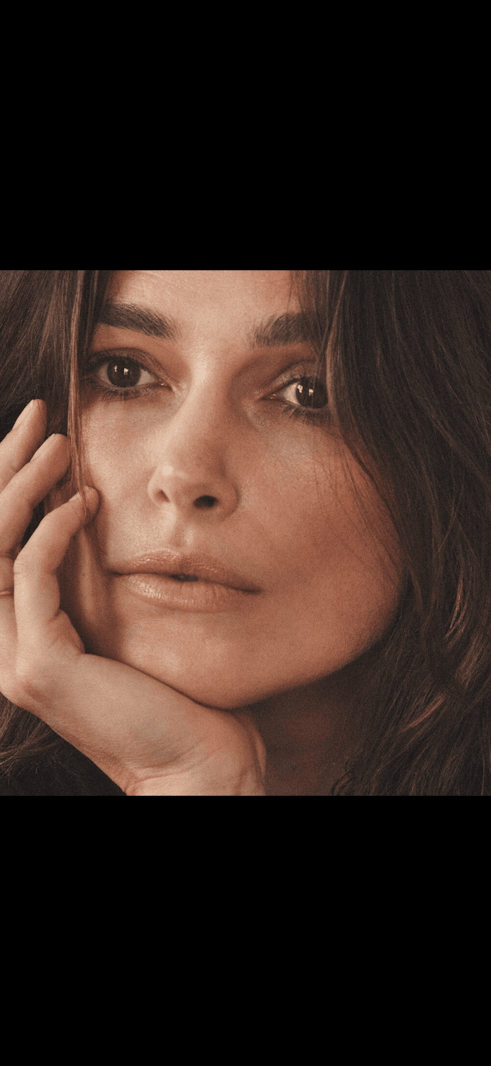 Keira Knightley is a perfect cum target at any age (from 18 to 40)