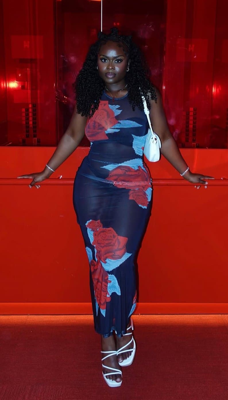 Thick ass dark chocolate ebony