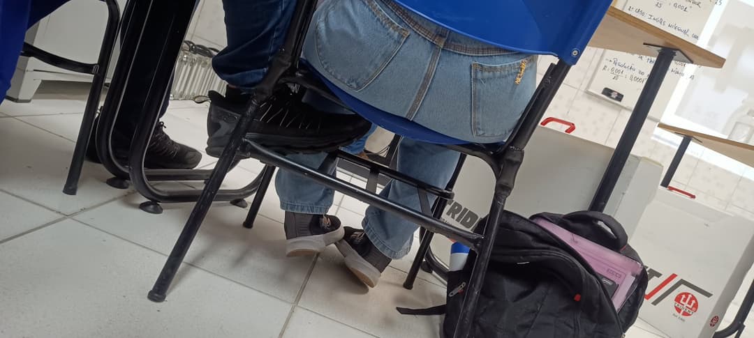 Candid ass that I took (college and bus stop) #7