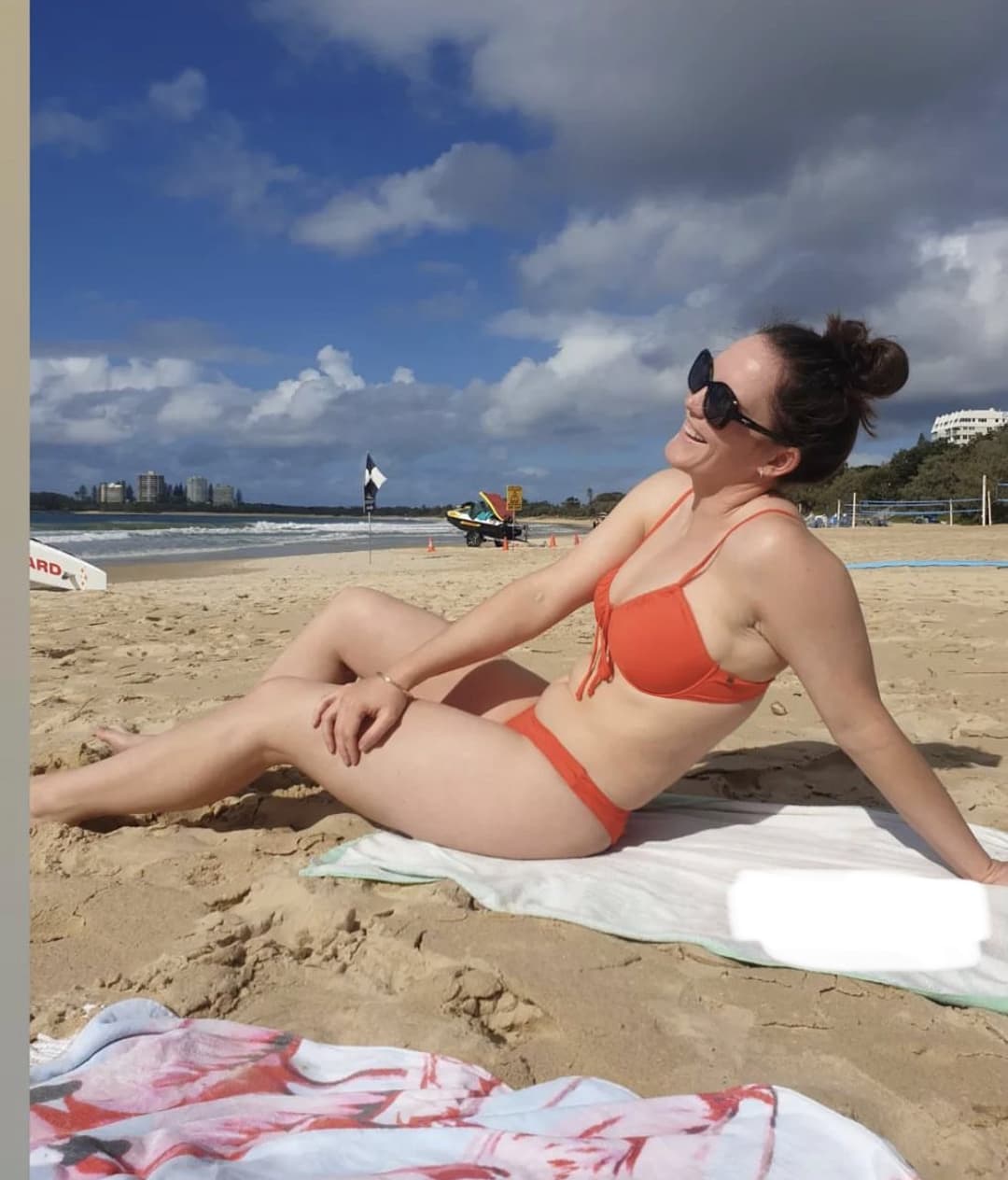 Sexy Aussie mamma Lex. Kik fitfunseeker with captions, edits, tribs