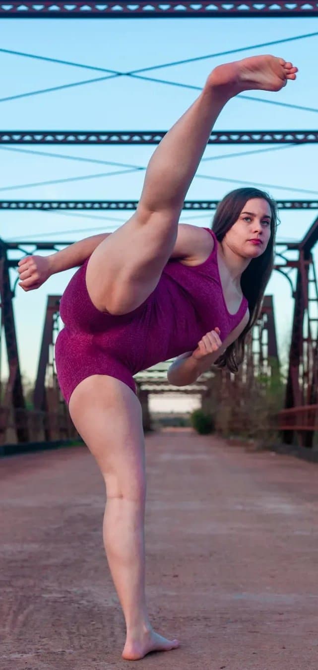 React to the first 20 comments with a ❤️ Recaionare a los primeros 20 comentarios con un ❤️#ant-01