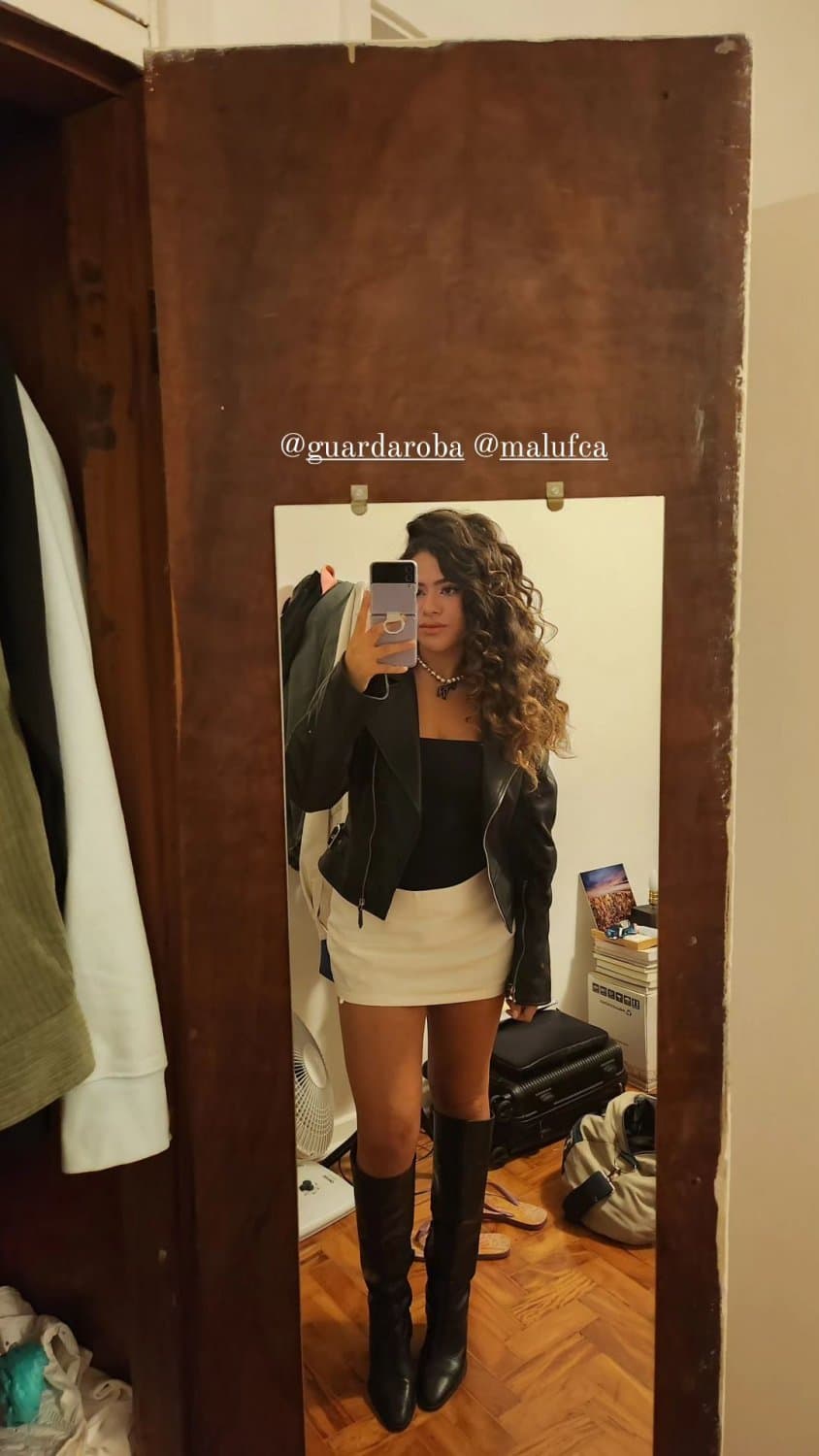 Click to view full size Maisa - FAMOSAS