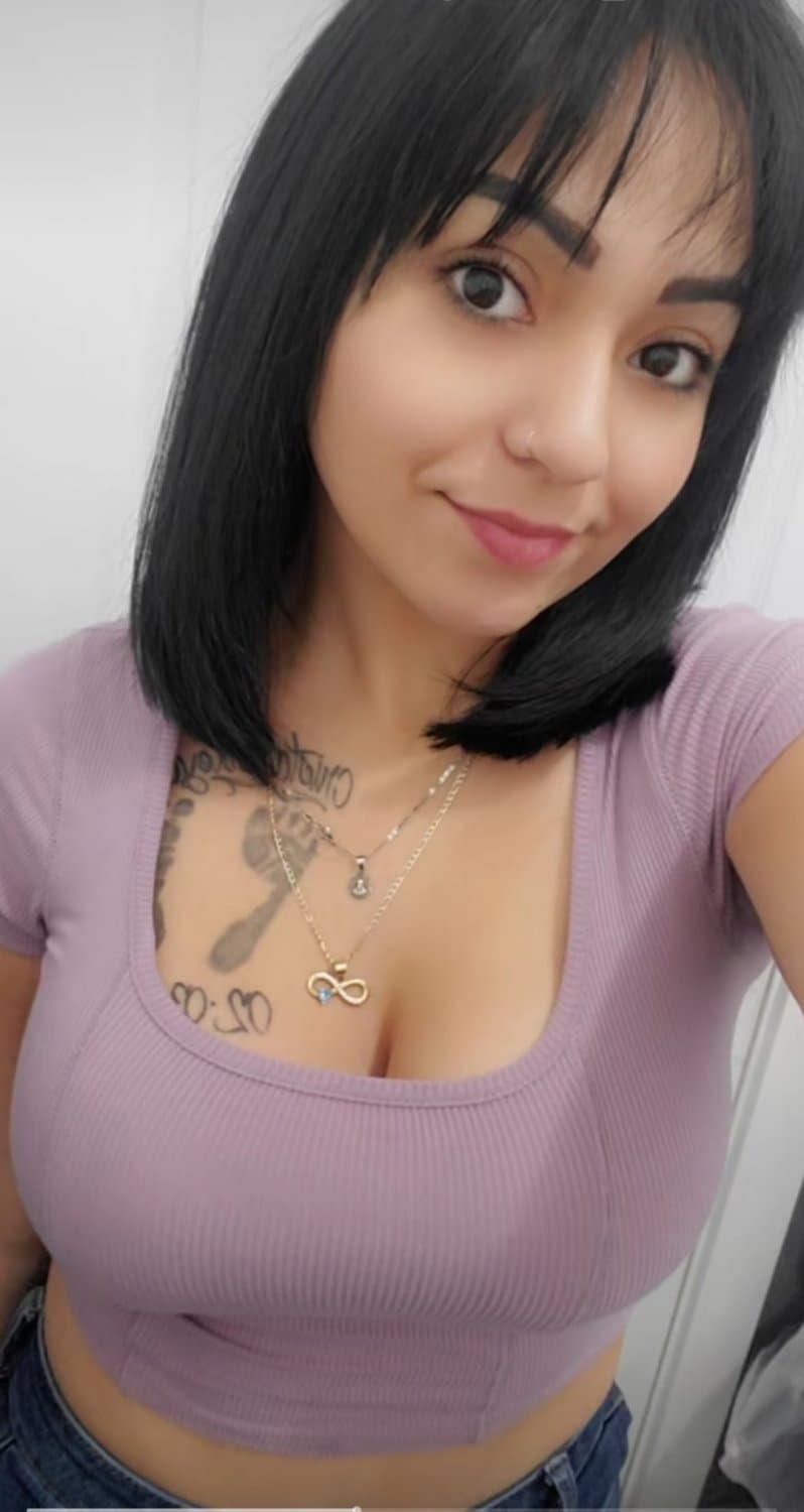 My friends wife I want to fuck her