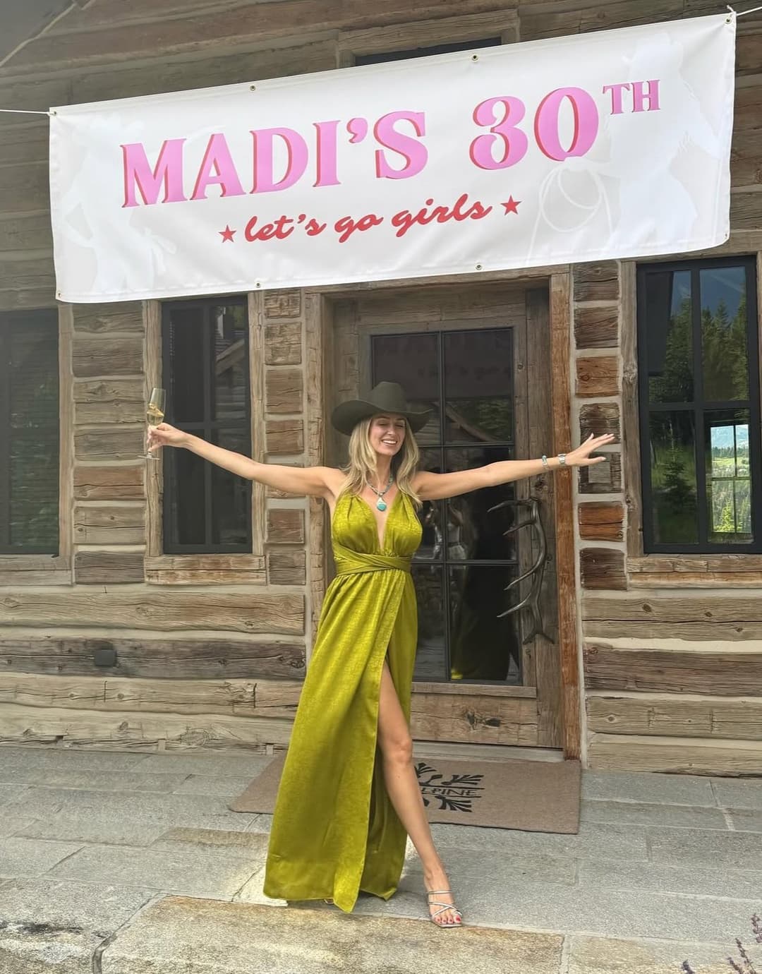 Irl snowbunny blonde is turned into spitroasted AI webslut. Comment/ dm who you want to see next!