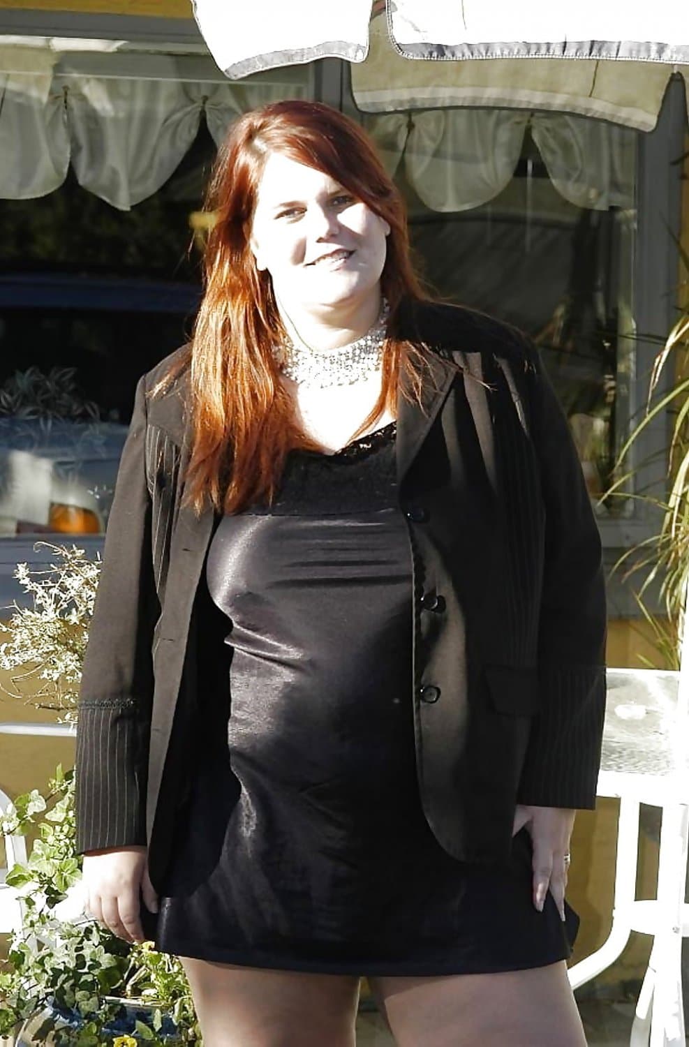 Danish Amateur (004): Trine are sunbathing her hole body