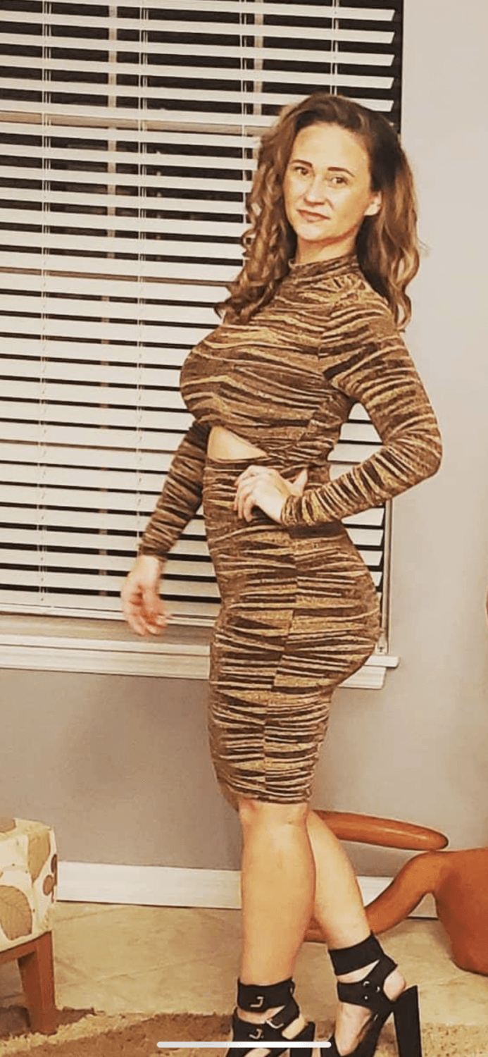 TikTok MILF Julie Vaughn