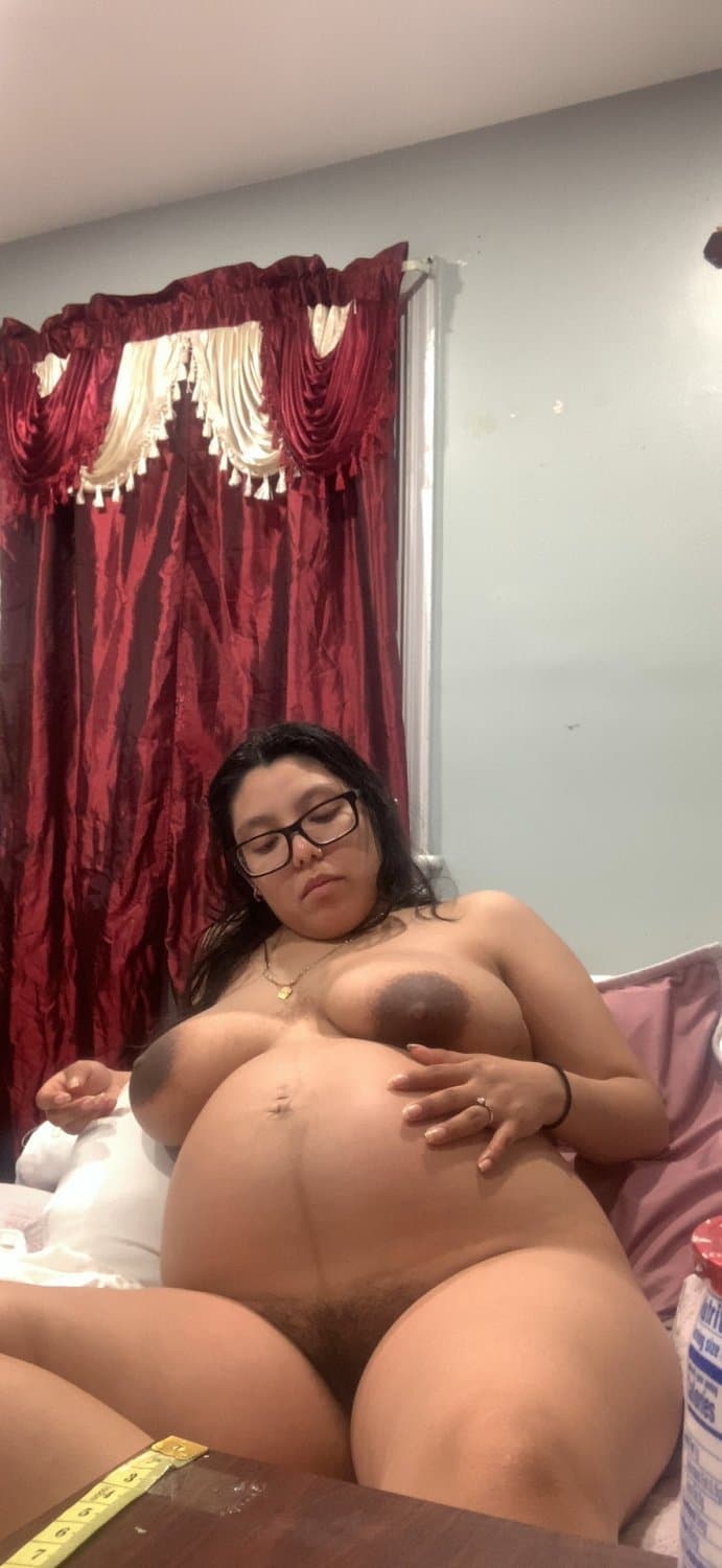 Nasty body Yoselin Pilar Garcia- new Carrolton Maryland loves to eat man ass and show gaped asshole