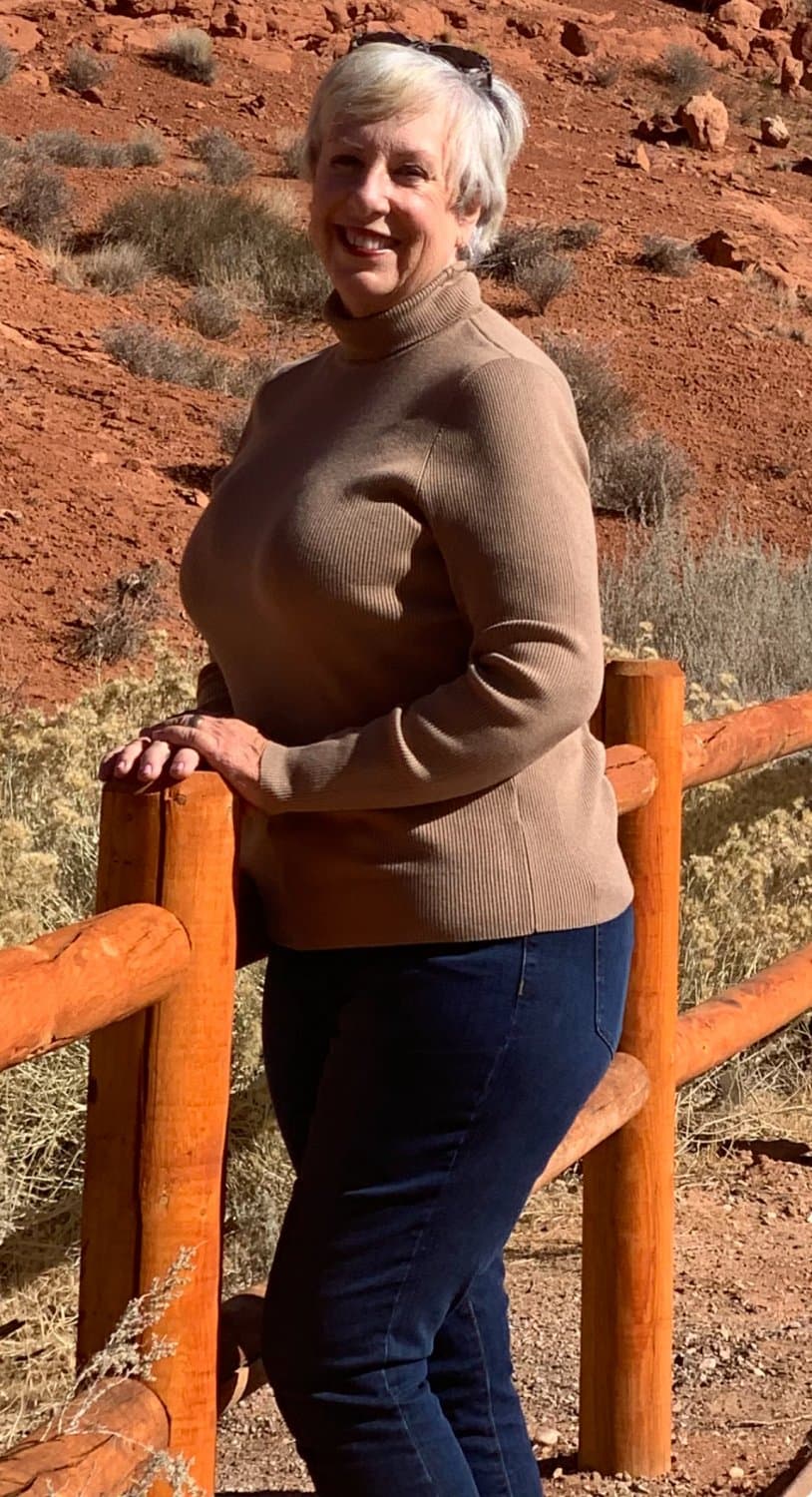 Would you fuck this granny? She loves Latino men too. She used to be crazy thick.Comment for more