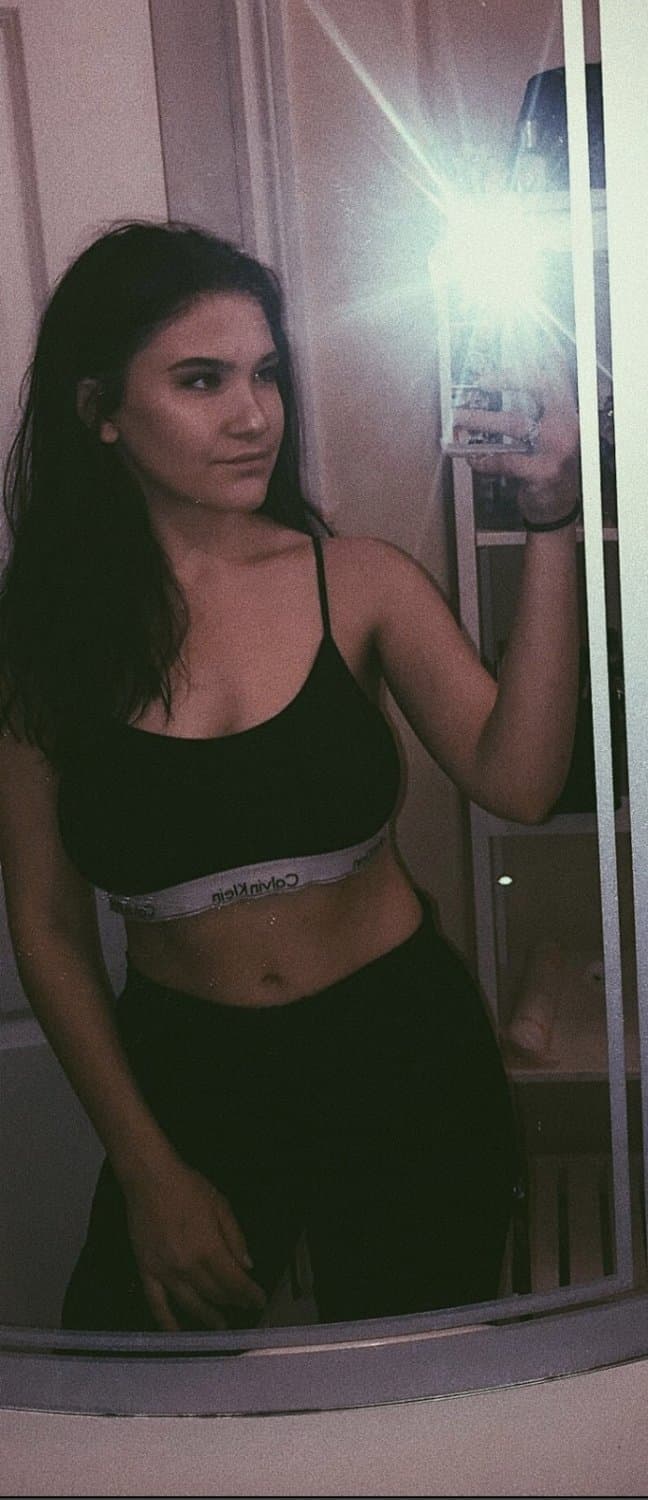 Long, fit & beautiful Canadian babe Marea