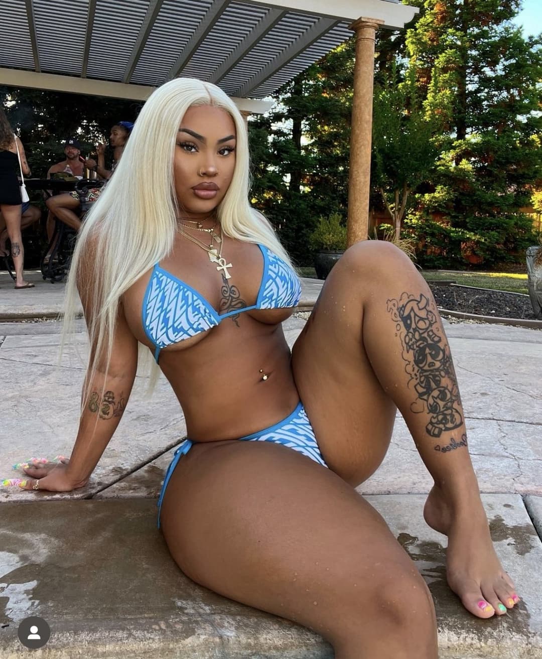 HEAVEN MARINA IS SO FUCKIN SEXY TOO BAD THAT FAT PUSSY ISNT GETTING REAL DICK BECAUSE SHES LESBIAN