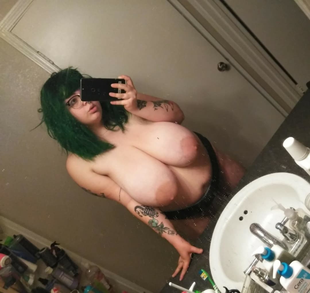 Young, fat SSBBW with big hanging tits