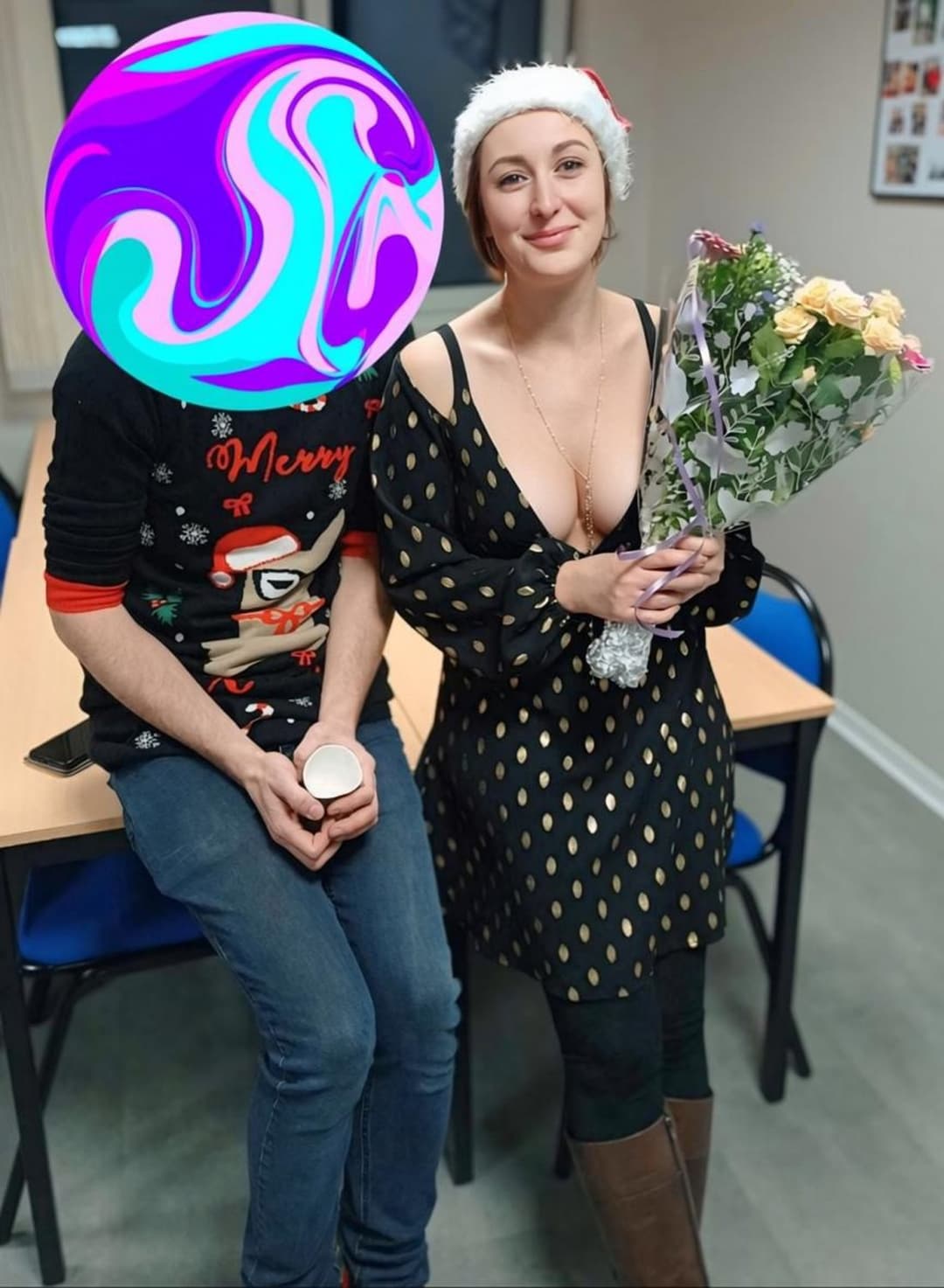 Click to view full size une bonne grosse chienne francaise !!