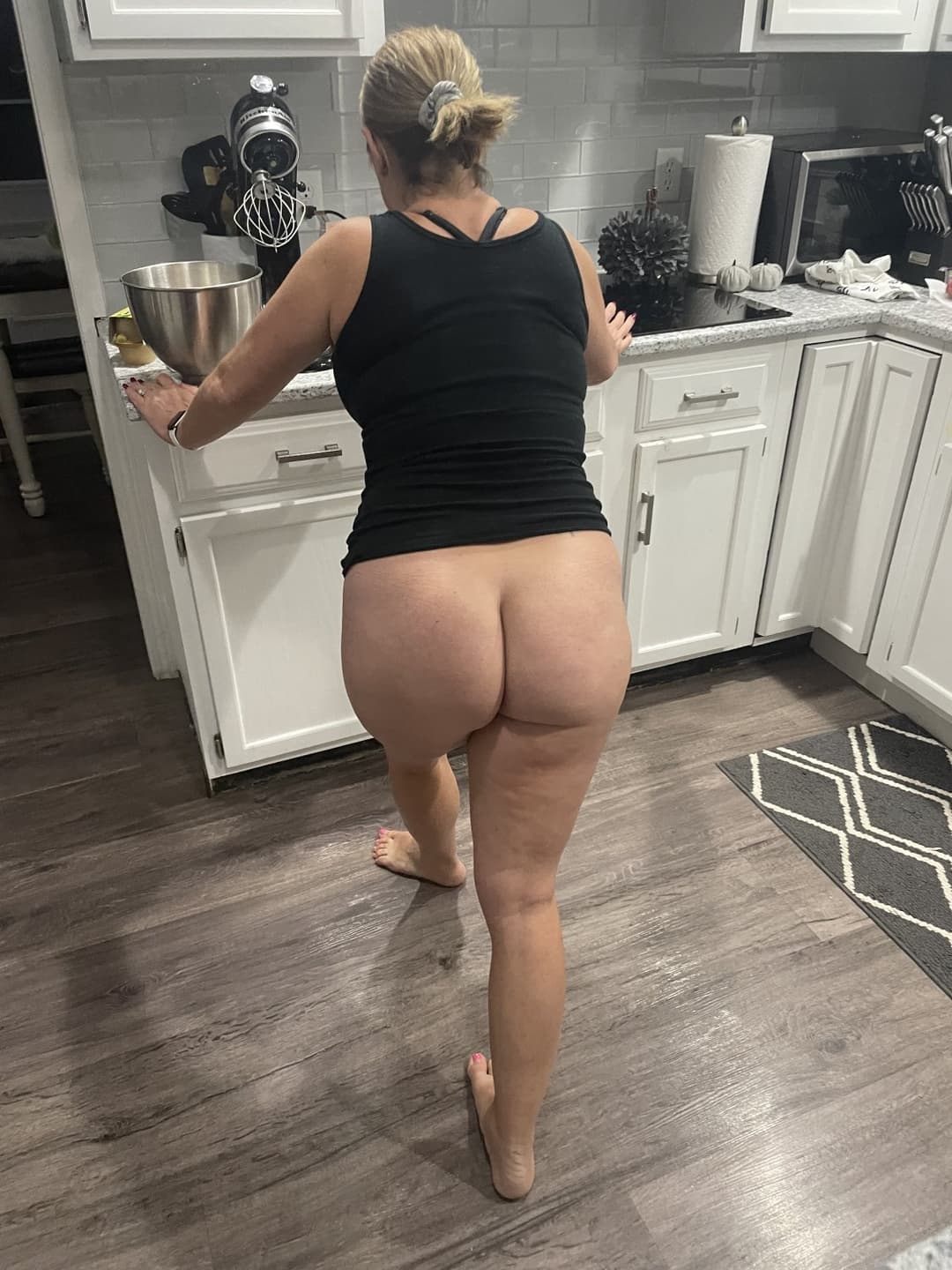 finally got a chance with my moms friend