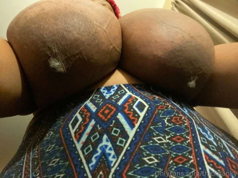 Click to view full size Massive tits Ebony bbw ??????