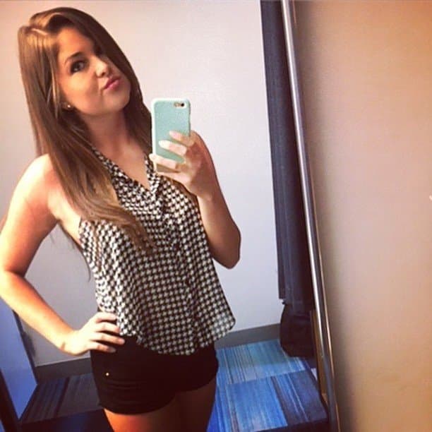 ♈? hot caucasian adult model strips down (äřïëł łÿņň)