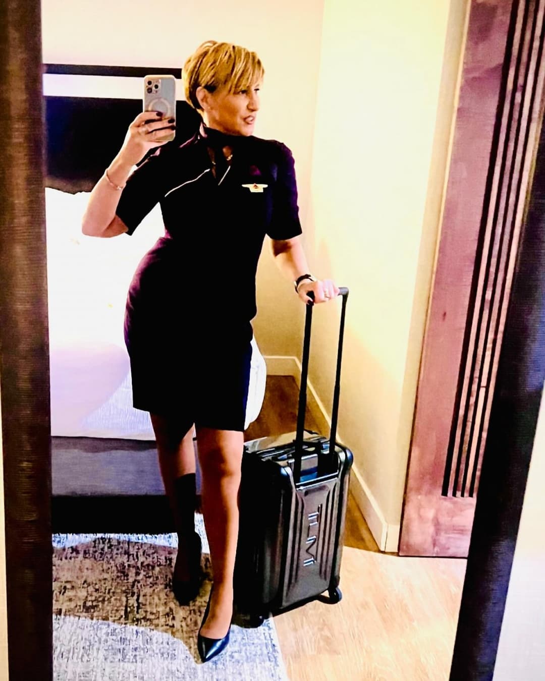 Thick Gilf flight attendant 3