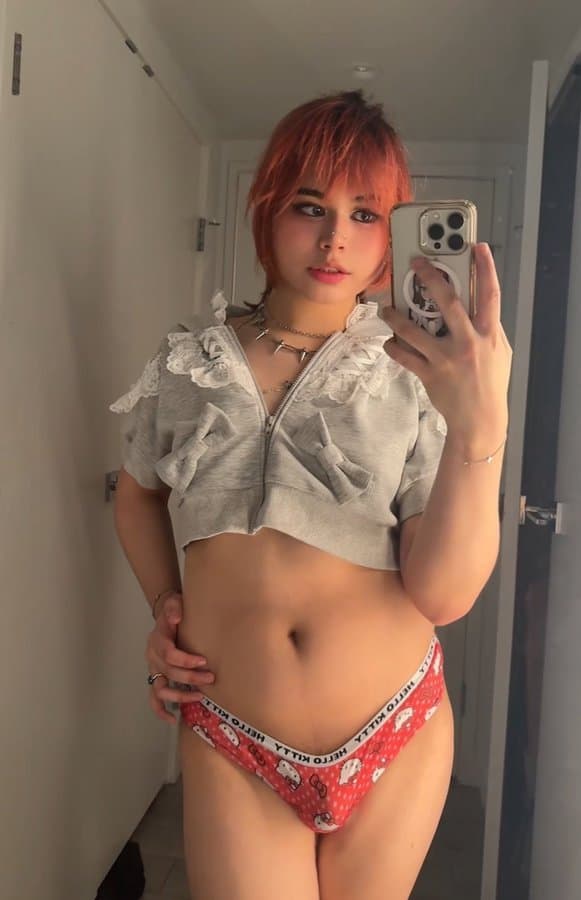 My all time fauvorite cum fountain tranny