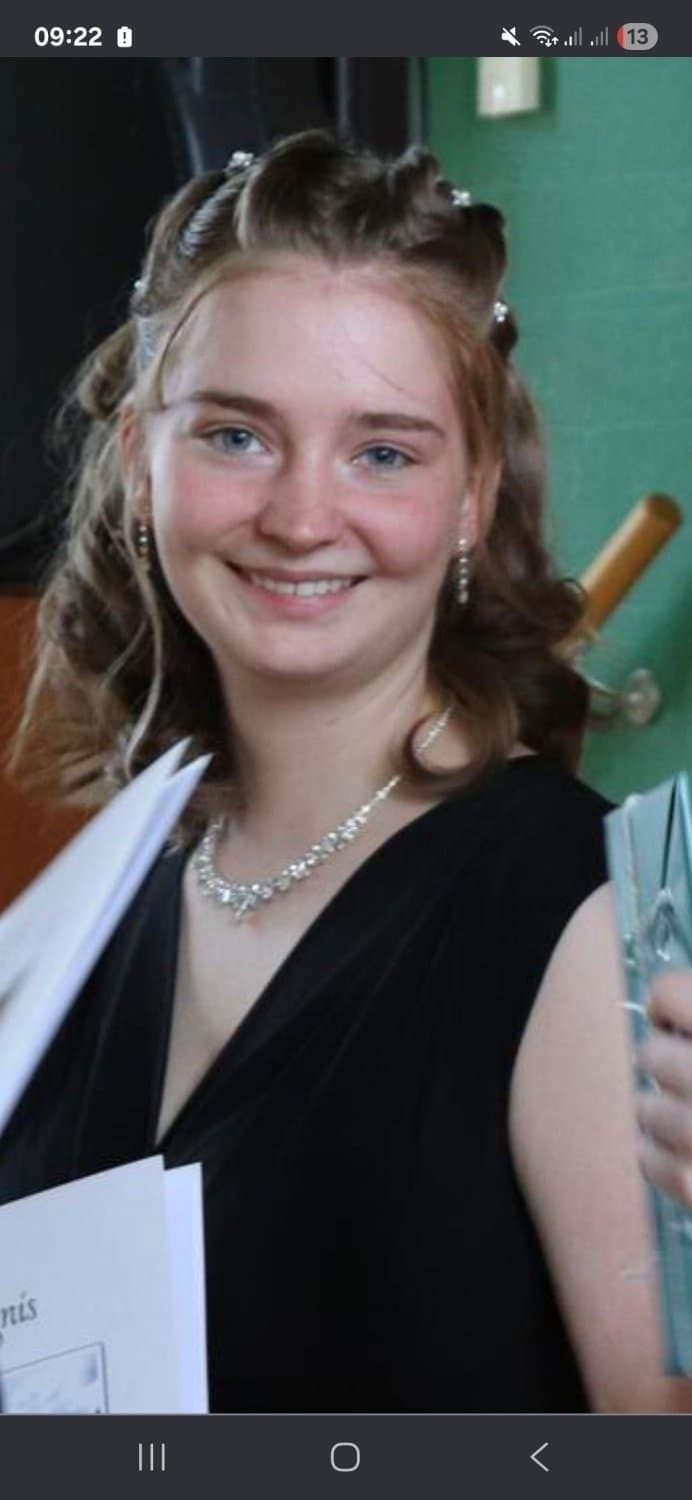 Wer möchte gern schreiben über Jara. ???‍♀️?wäre so geil wäre es freeuseslut Session im Profil