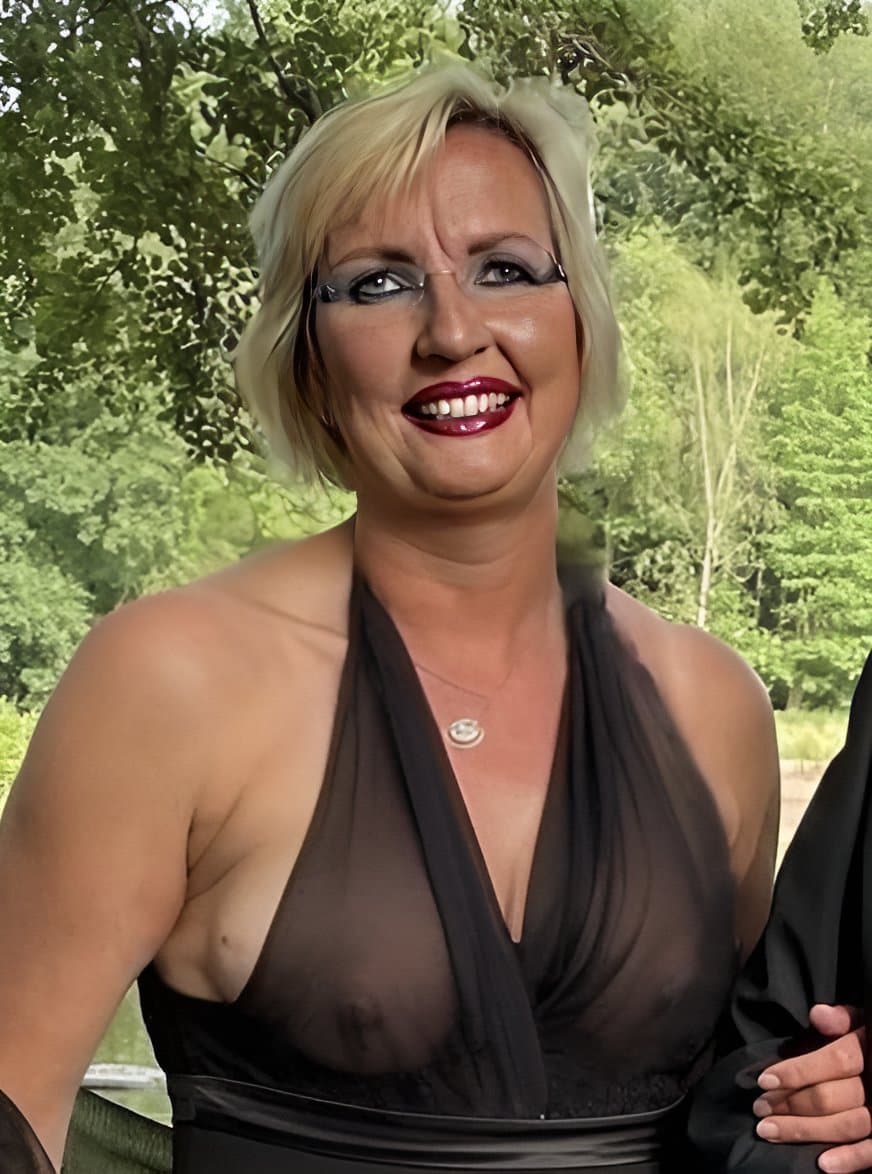 Cheating slutwife on BBC