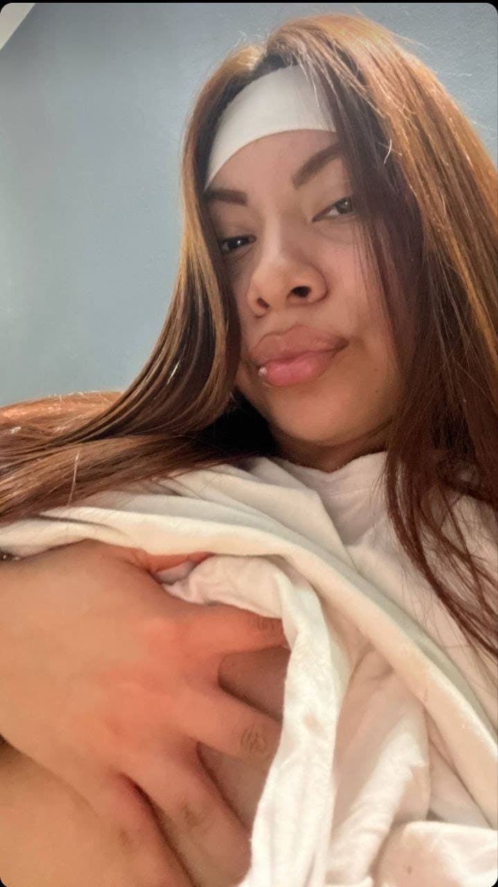 Click to view full size Nicki biggest ass ever part. 2