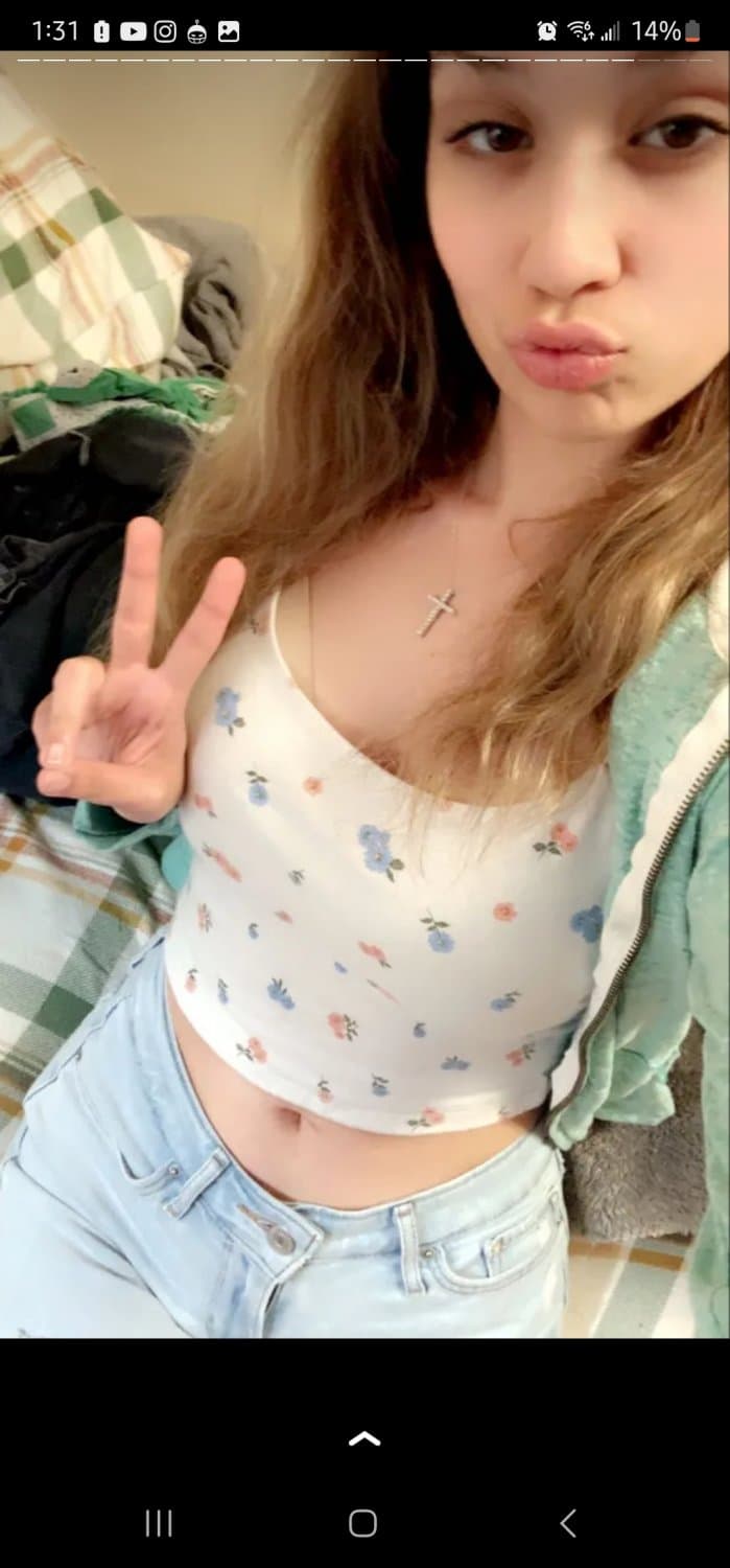 Click to view full size Sexy teen my next project stay tuned