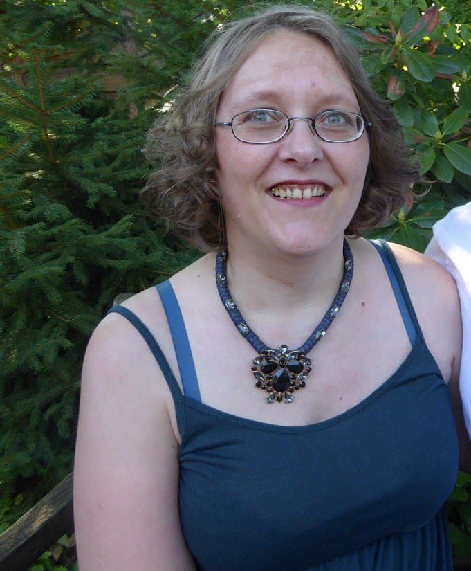 Inzest-Fotze Claudia aus Essen