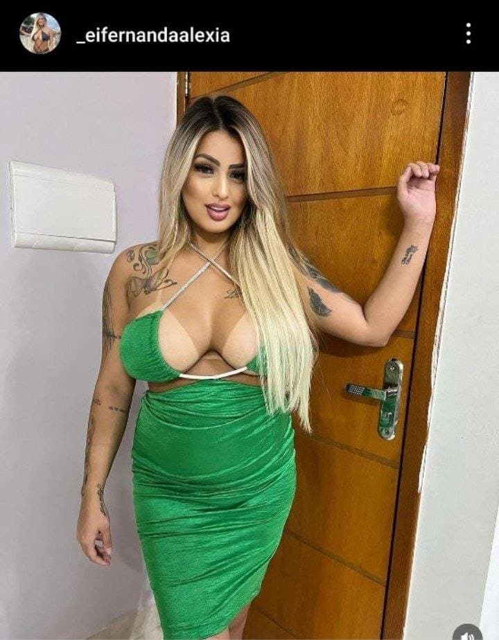 Loira gata peituda vazou