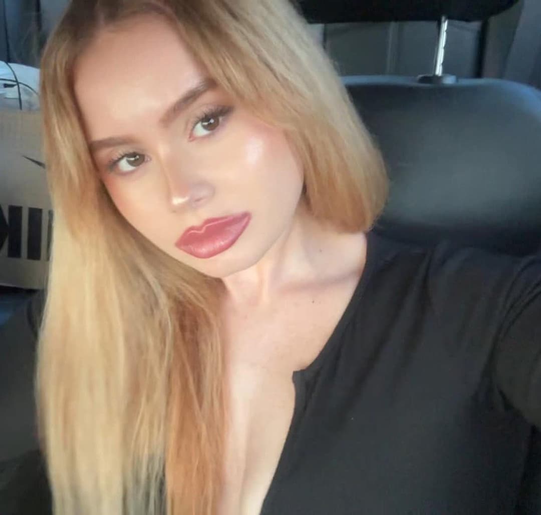 Hot girl Orlaith Nice legs Big boobs pretty face