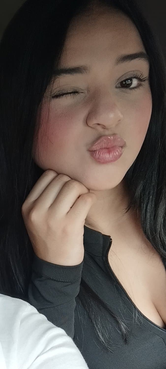 Hermosa latina porno