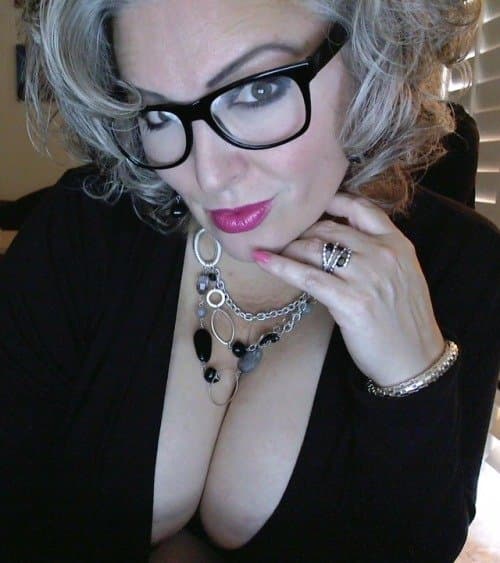 Gorgeous busty classy milf Anna