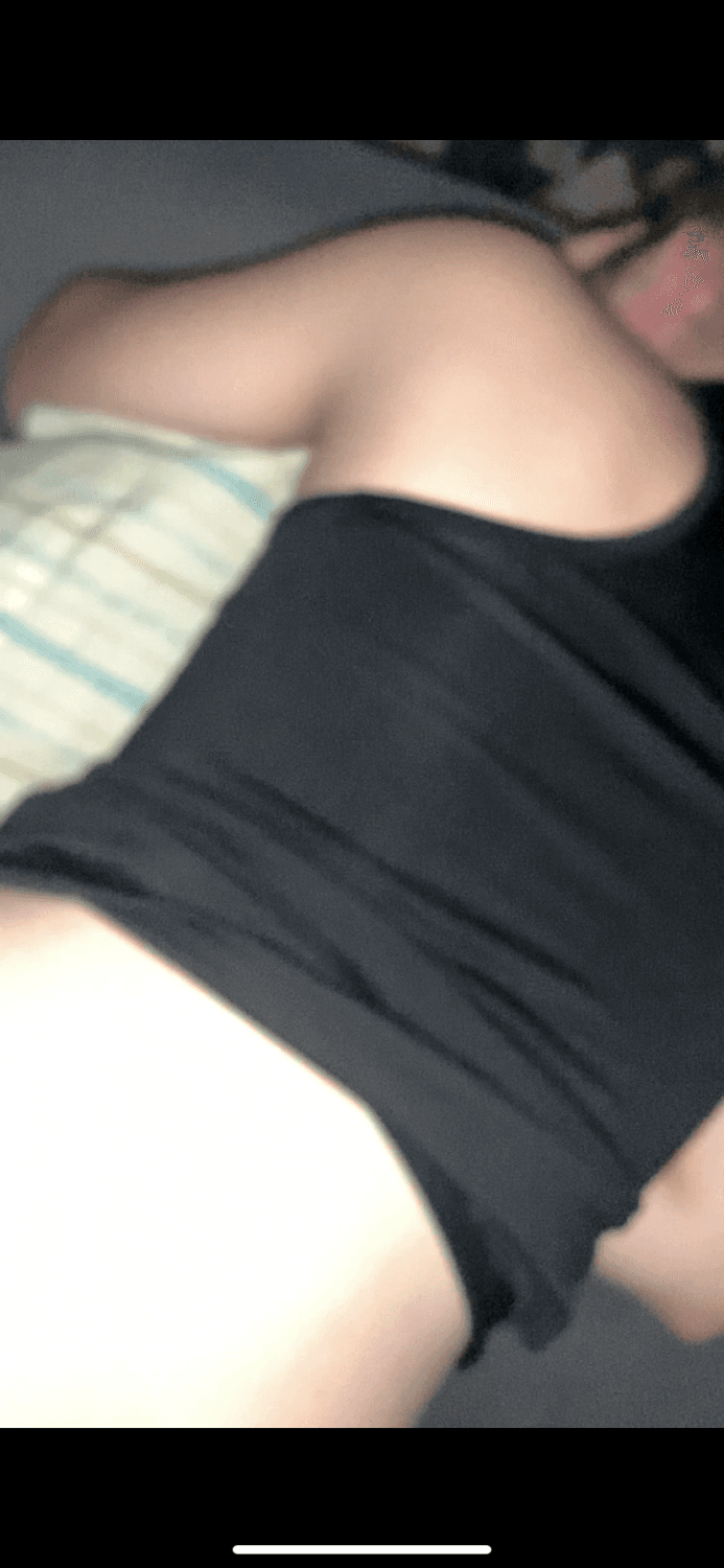 Babes ass wearing leggins looked sexy asf n she said how sexy am I daddy so I pounded her