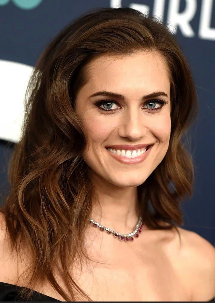 Blue eyed actress Allison Williams is a natural beauty. That pretty face is ready for your hot load