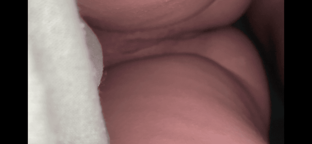 Chupando a ex namorada da buceta Rosinha enquanto ela geme deitada