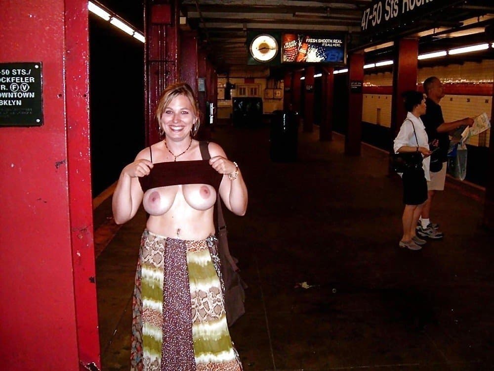 Des seins, des nichons, des nibards....