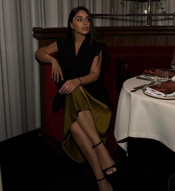 Sexy glamour feet pedicure woman