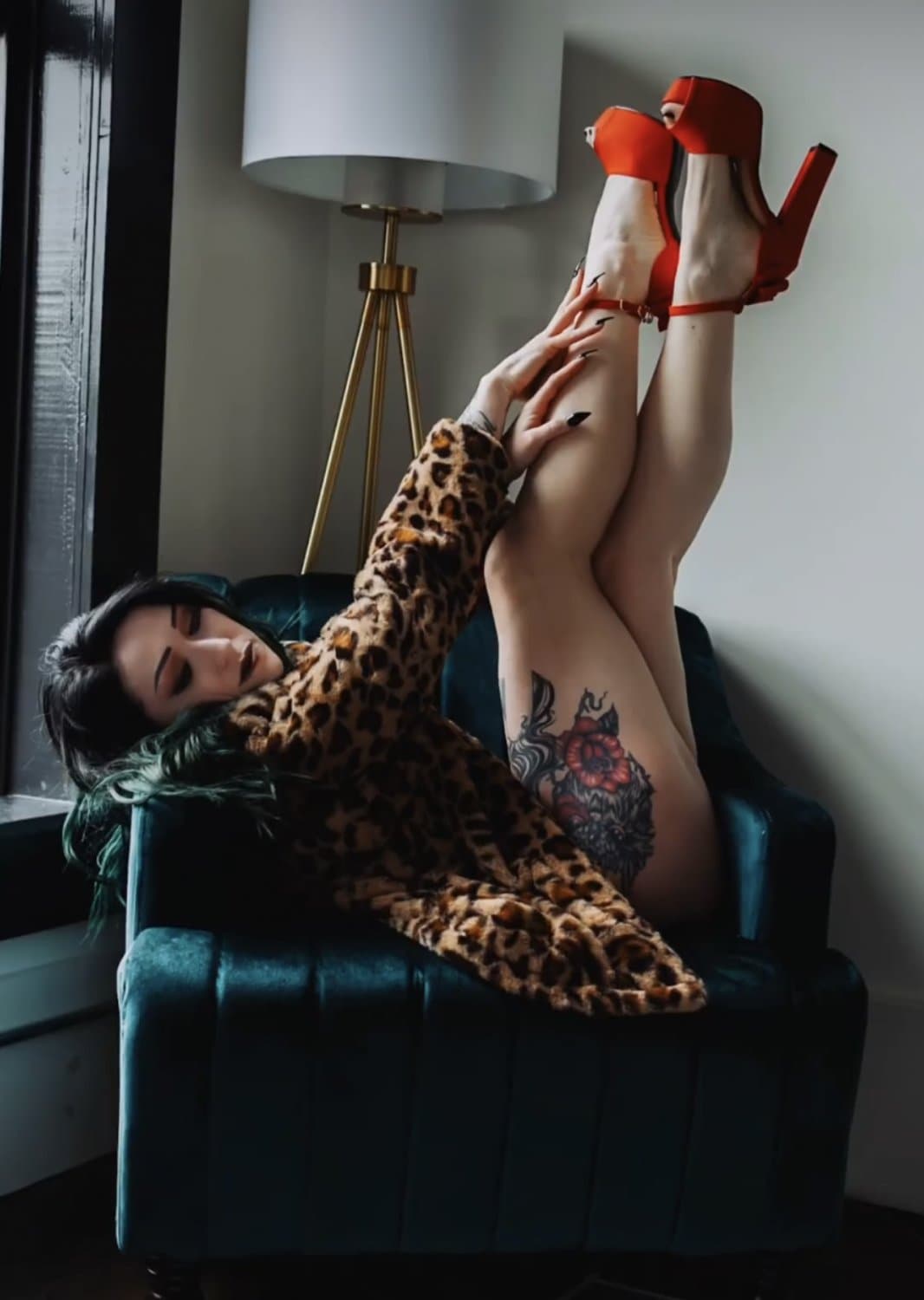 Click to view full size GA TikTok Goth Slut Pierced & Tatted LeAkEd