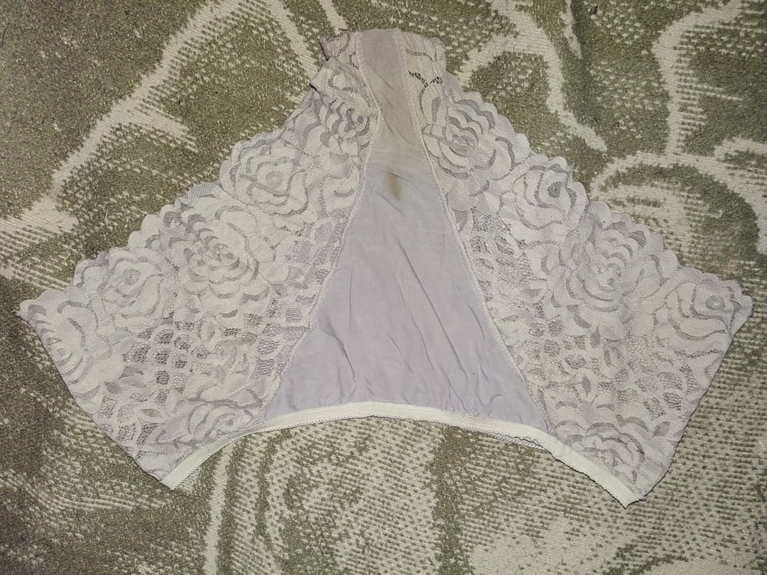 Fetiche, calzones de mi cuñadita y suegra sucios