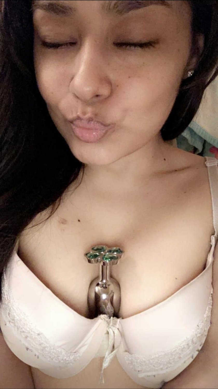Latina loves to show off her tiny tits