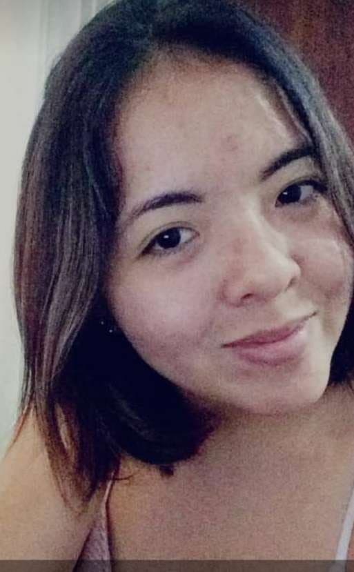 Click to view full size luz carchuancho alzamora ingeniera ambiental, le gusta la verga madura y quiere ser preñada buen cul