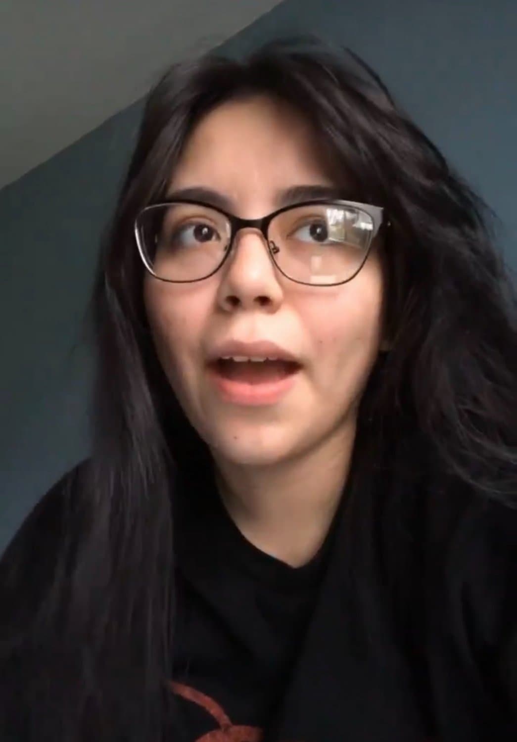 Kinky Christian girl from Phx likes to get spanked and shows of her throat skills